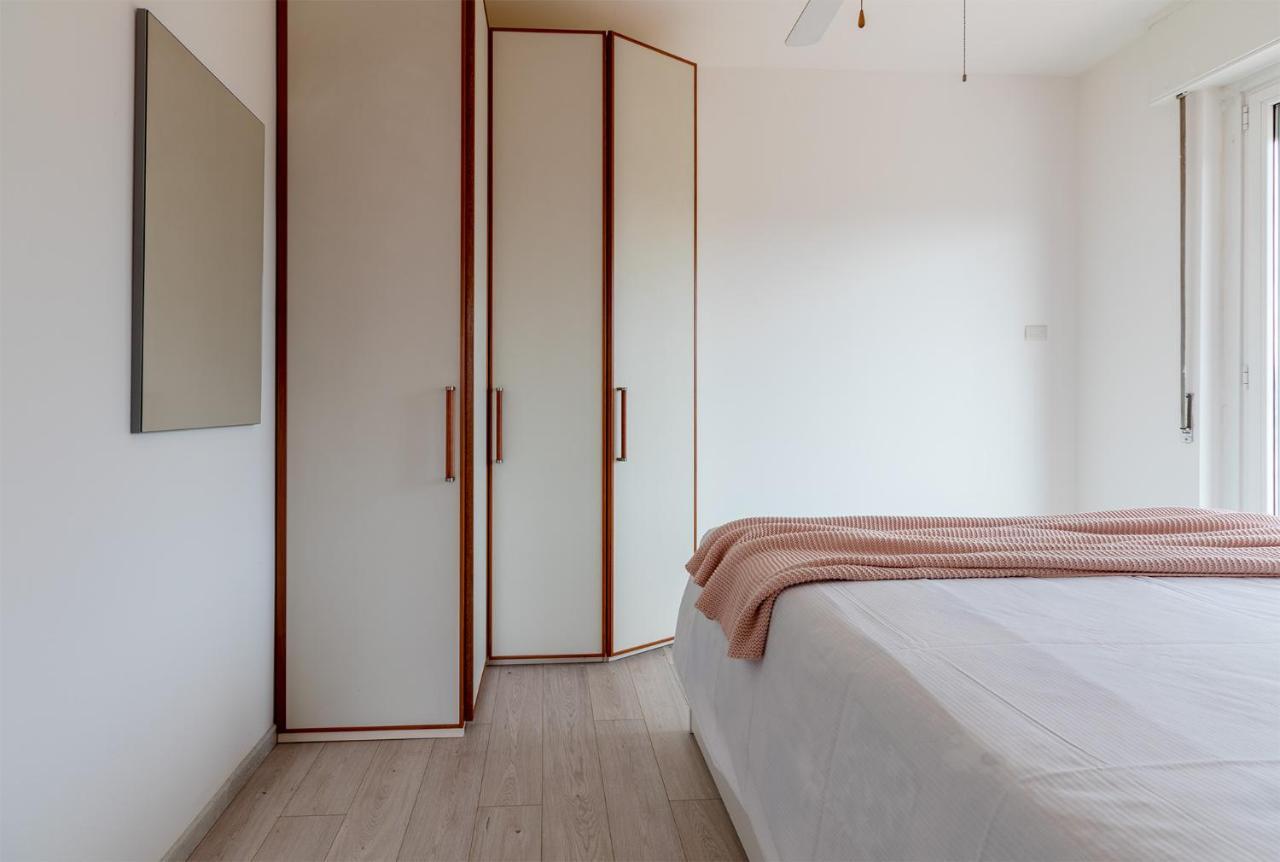Apartamento Casa Martina Castelletto sopra Ticino Exterior foto